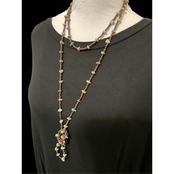 Green Turquoise and Garnet Necklace - Picture 10 of 15
